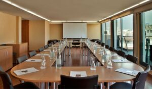 Sala de Reunião Gulbenkian Turim Ibéria