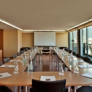 Sala de Reunião Gulbenkian Turim Ibéria